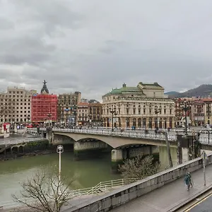 https://piso-senorial-con-vistas-a-la-ria-by-urban-hosts.bilbaohotelsspain.com
